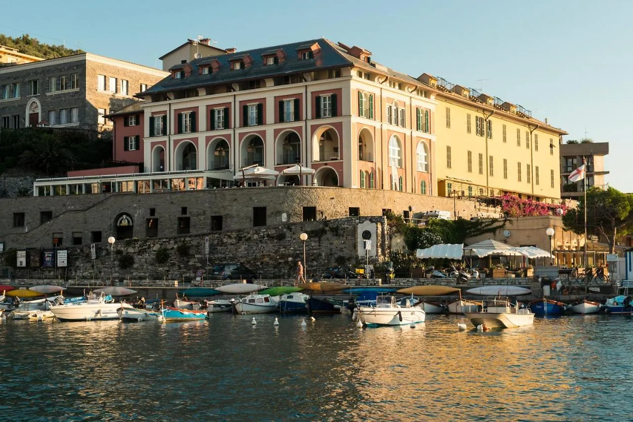 Grand Hotel Portovenere Porto Venere 5*,  Italia