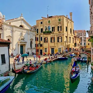  Appartamento Ca Cicogna Air Conditioning And Fast Wifi, Location Italia